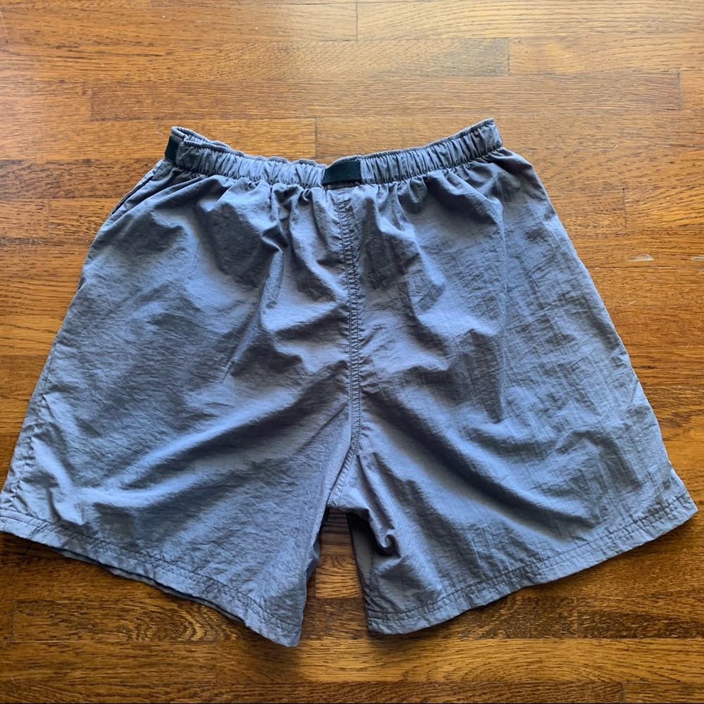 Moving Comfort Gray Shorts Women’s Size Small